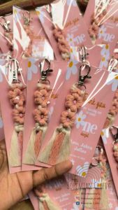 Flower Keychain Personalized Souvenirs Favors and Giveaways for Wedding Birthday Christening Baptism guests.