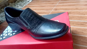L17 Sepatu Pantofel Kulit Keren Sepatu Kerja Kantor Pria Dinas Rsy21
