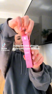 Glossier Balm Dotcom Lip Balm in Strawberry (0.5 fl oz / 15 ml)