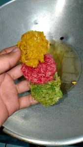 rengginang delumi rainbow rasa terasi udang ukuran mini isi 30 pcs