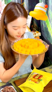 ( Hộp 300gr) Kẹo Lê An Phế Bạc Hà Mật Ong- Thanh Nhiệt Tiêu Đờm phù hợp cho mọi lứa tuổi