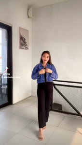 JAKET JEANS CROP BAN PITA BELAKANG OVERSIZE