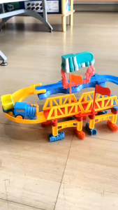 KIDZMANIA - TOY STUDIO RAILWAY SET SWEET TRAIN (8227) - MAINAN KERETA API UNTUK ANAK