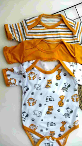 Husna Baby - 1/3 Pcs Jumper Pendek Kain Bayi 0-6 Bulan Seri Kubus