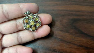 rantai leher golden rutile phantom pendant金发晶幽灵吊坠