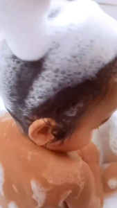 Bubbly Bath Tasneem Natural