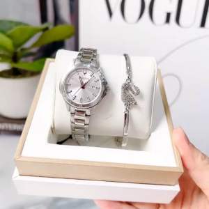 ĐỒNG HỒ NỮ CHÍNH HÃNG BULOVA 96M160 Quartz Sport Classic White Dial Silver Stainless Steel Womens