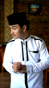 Kemeja Baju Koko Pria Dewasa Lengan Panjang Warna Putih Motif Katulistiwa El Rumi Katun Toyobo