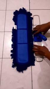 Alat sapu lantai lobby duster refil kain+rangka lipat 80Cm