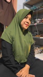 Paket Usaha Hijab Sport 4 Pcs Menutup Dada/Jilbab Instan Sport Jersey Premium