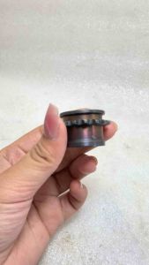 Gear gir kruk cruk as gear sentrik bagian bawah Revo Absolute original