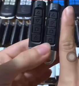 Điều Khiển Cửa Cuốn Tần Số 433Mhz-315Mhz. Remote Cửa Cuốn Học Lệnh Thông Minh Nhỏ Gọn.