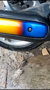 Satu Paket Tutup Kipas Dan Tameng Knalpot Yamaha Mio Sporty Mio Carbu Smile Soul Karbon Twotone