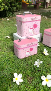 กระเป๋าเครื่องสำอางค์ คิตตี้