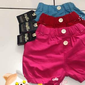 Celana Pendek Kanvas Pop Balon S/M/L 2 Kancing