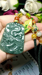 (Certificate) 100% Natural High Quality Natural Burmese Jade / Feicui Jade Dragon Pendant (附证书) 100%纯天然A货 缅甸 翡翠龙牌吊坠 精致上档次 水头油亮 值得收藏