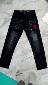 Quần jean size nhỡ màu đen