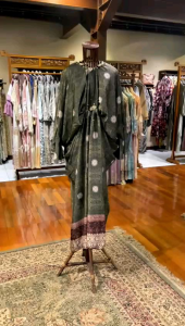 Sabita Kaftan Maxmara Payet DP Studio by Dian Pelangi LIMITED EDITION Busana Muslim Maxi Dress Gamis Gaun Outfit Pesta Pernikahan Kondangan Lebaran Formal Wanita Hijaber Cantik Anggun Modis Modern Simple Elegan Mewah Model Korea Terbaru Motif Kekinian