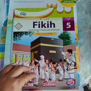 Buku FIKIH kelas 5 kurmer Aqilah