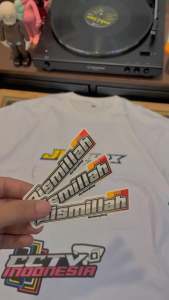 Kaos Driver Box Jet Box: Pilihan Terbaik untuk Kaos Pengendara Motor