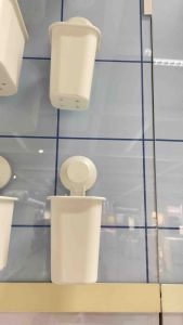 IKEA TISKEN ทิสเก็น ที่ใส่แปรงสีฟัน แบบดูดติดผนัง มีกางติดในตัว สีขาว อิเกีย