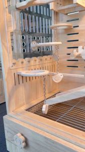 LP220 คอนห่วงโมบายนก เป็นคอนห่วงกลมและโมบายนกแขวน ดีไซน์น่ารัก ขอบคอนโค้งมน ตกแต่งภายในกรง ไม้เกรดA สวยงาม แข็งแรง