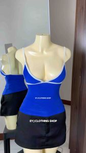Aira Plunging Neckline Deep V-Neck Sleeveless Cotton Womens Basic Casual Crop Top Womenswear Petite