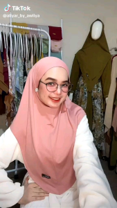 Bergo Jersey Spandek Premium & Hijab Instan: Mengenal Bego Jersey Kerudung