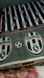 sprai bola terlaris juventus sprei disperse dapat sarban sargul katun grade a high quality