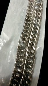 KALUNG RANTAI TITANIUM BESAR ANTI KARAT KEKINIAN