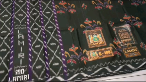 SARUNG LAMIRI KEMBANG MST MUSTAMIN S90 FULL SUTERA