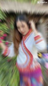 เสื้อทรงป้าย ผูกข้าง เนื้อผ้านิ่ม ตกแต่งด้วยเทปผ้าสวยม๊ากๆ