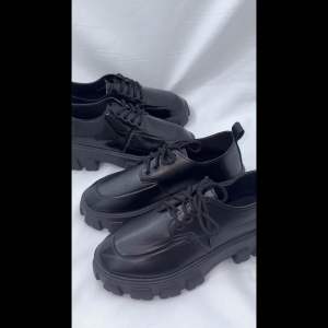 GRATIS BOX LIVY Sepatu Boots Lily Wanita Korea Fashion Terbaru Premium