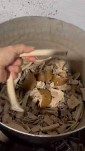 Cao ngựa bạch nguyên chất - 1 lạng - tăng câng bồi bổ sức khoẻ giảm đau xương khớp cam kết 100% ngựa bạch mắt đỏ nấu cao xương