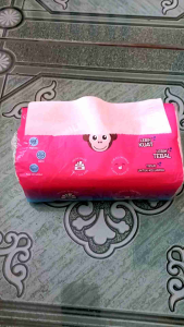 (Paket 12 Pcs) Tissue Titasoft 360 Helai Ekonomis Tisu Titasoft Smile Facial Tissue 360 Helai 12 Pack