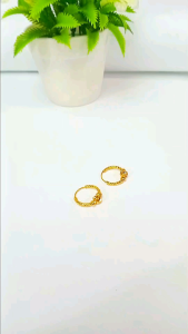 Anting Titanium Ulir Bola Anti Karat Cantik