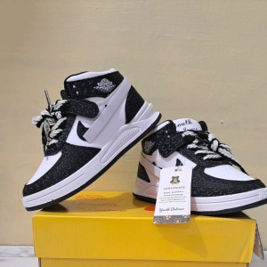 Sepatu sneakers anak cowok D2H S302 sz 26-37