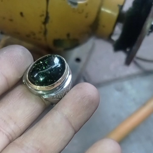 Batu Cincin Pasir Mas Hijau Kerlap Kerlip Full Jarong Siang Malam