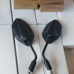 Gương Chiếu Hậu. Kính Chiếu Hậu Air Blade 16 chân cao chuẩn zin. Gắn được cho nhiều dòng xe hãng Honda và Trung Quốc.