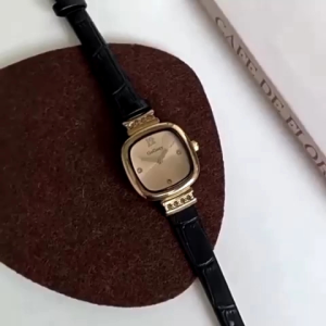 GOGOEY Jam Tangan Wanita Tali Kulit Jam Analog Vintage Korea CA022