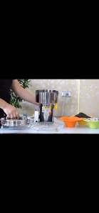 Máy xay bột khô xay ngũ cốc xay thuốc bắc 500-1000-2000gram (máy 100% dây đồng)