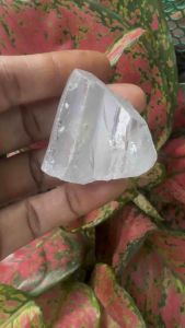 เพชรรัสเซียสีขาว เจียระไน อัญมณีแข็ง สี คิวบิกเซอร์โคเนียดิบ น้ำหนัก 109 กรัม ขนาด 23x47 มม. (1 ชิ้น)