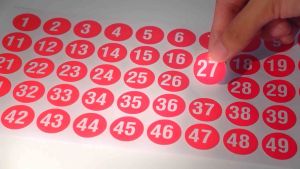 สติ๊กเกอร์ กระดาษเคลือบพิเศษ ตัวเลข 1-100 ขนาดวงกลม 20 มม. กันน้ำ 100% ทนความเย็น ทนแดด มี 9 โทนสี