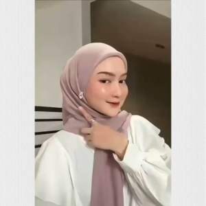 Anum - Plain Square Hijab Segiempat Polycotton Premium Jahit Tepi Kerudung Basic Lembut