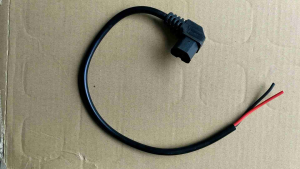 Đầu giắc nguồn sạc 3 chân xe điện