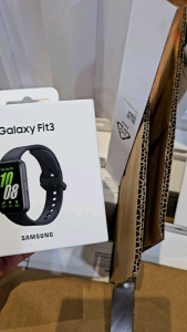 Fit3 Đồng Hồ Đeo Tay Thông Minh Samsung Galaxy Fit 3 (SM-R390) - Hàng Chính Hãng