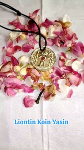 Ageman Liontin Koin Yasin Besi Kuning