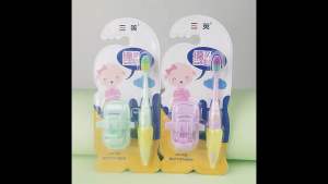 Kids Toothbrush With Toy 3-6 Years Old 儿童牙刷和玩具3-6岁
