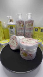 โลชั่นผิวขาว เนวิกา ไวท์เทนนิ่ง 400ml.2 ขวด