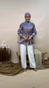 Atasan Wanita Blouse Batik Lengan Karet & Blus Kantoran